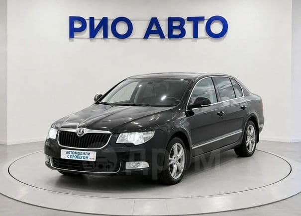 Skoda Superb — фото 1