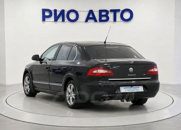Skoda Superb — фото 4